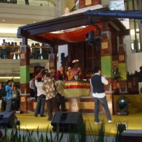 kontraktor exhibition
